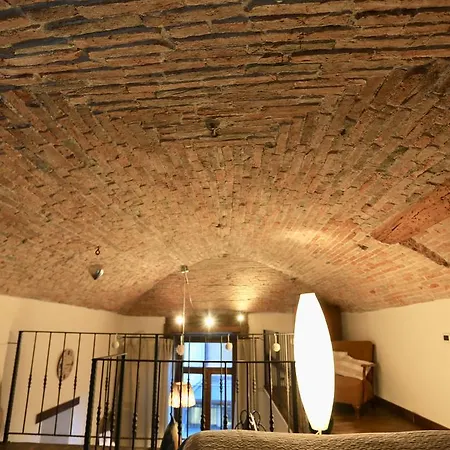 Piazza Vecchia Διαμέρισμα
