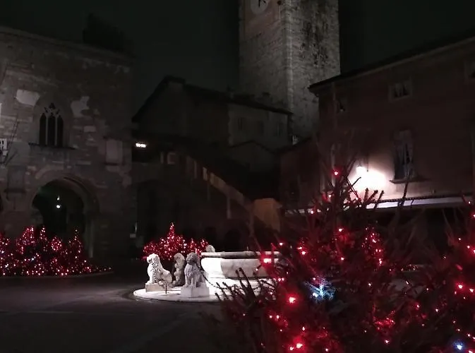 Piazza Vecchia 公寓 *